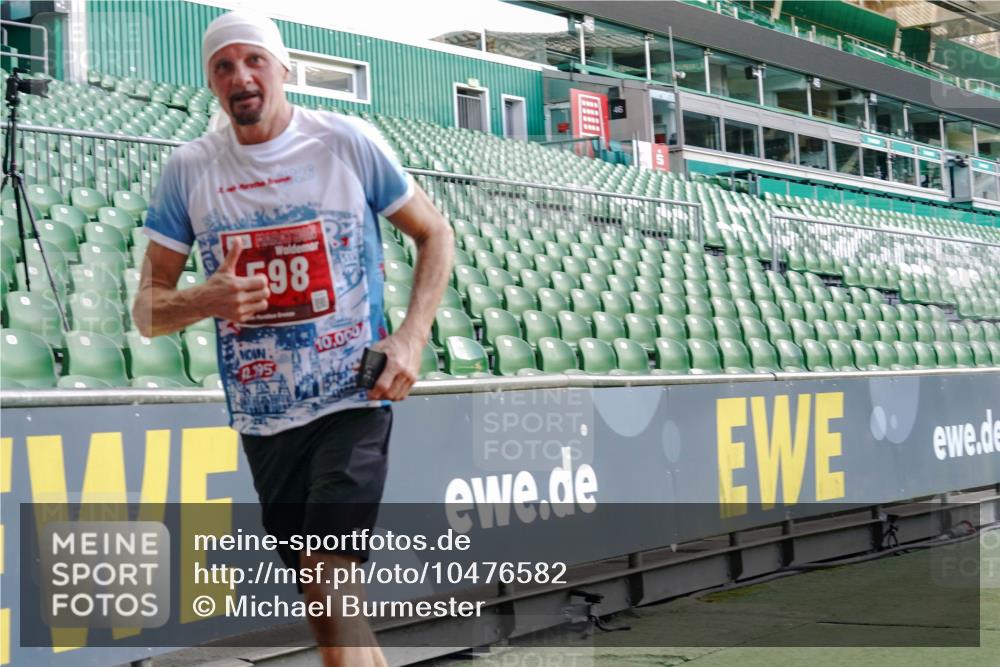13.09.2026 - 21. swb-Marathon Bremen Michael Burmester http://msf.ph/oto/10476582 13.09.2026 13:17:03 Laufen im Stadion 134, 143, 153, 231, 267, 271, 311, 449, 588, 598, 612, 653, 990, 1057, 1185, 1312, 1424, 1425, 1465, 1539, 1790, 1813, 1825, 1874, 1987, 2013, 2067, 2096, 2218, 2259, 2351, 2363, 2381, 2389, 2419, 2468, 2532, 2550, 2562, 2579, 2586, 2601, 2647, 2655, 2664, 2678, 2698, 2778, 2797, 2799, 2821, 2846, 2974, 2984, 2996, 3001, 3104, 3133, 3165, 3180, 3195, 3213, 3237, 3314, 3331, 3337, 3366, 3382, 3387, 3421, 3431, 3479, 3486, 3501, 3506, 3512, 3548 meine-sportfotos.de