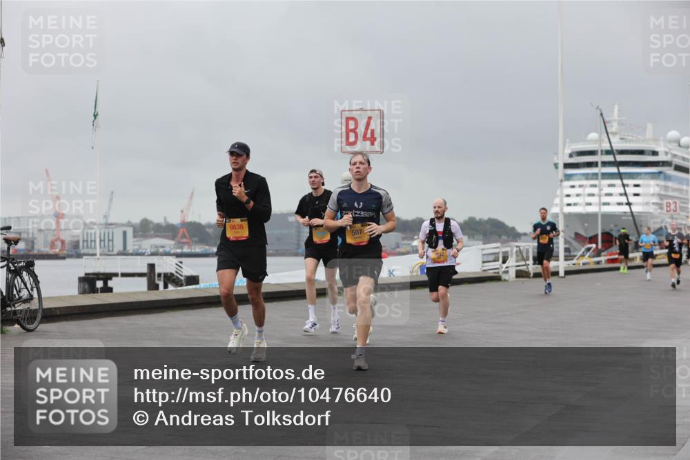 13.09.2026 - Kiel Lauf Andreas Tolksdorf http://msf.ph/oto/10476640 13.09.2026 11:49:37 Kiellinie 9836, 4, 507, 3 meine-sportfotos.de
