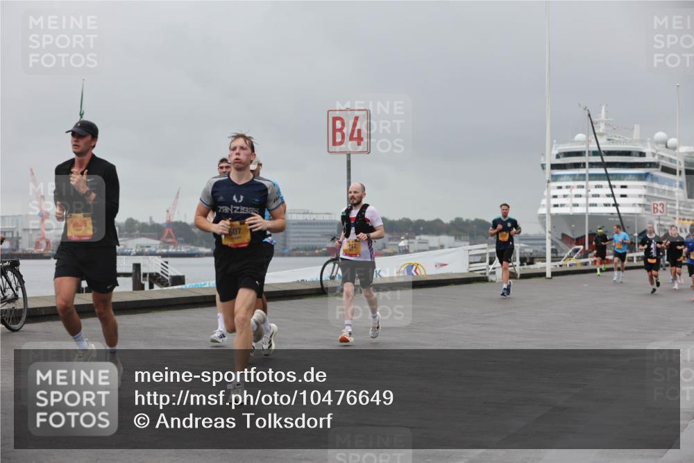 13.09.2026 - Kiel Lauf Andreas Tolksdorf http://msf.ph/oto/10476649 13.09.2026 11:49:38 Kiellinie 9836, 507, 4, 3 meine-sportfotos.de