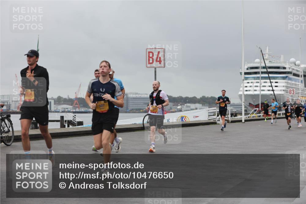 13.09.2026 - Kiel Lauf Andreas Tolksdorf http://msf.ph/oto/10476650 13.09.2026 11:49:38 Kiellinie 4 meine-sportfotos.de