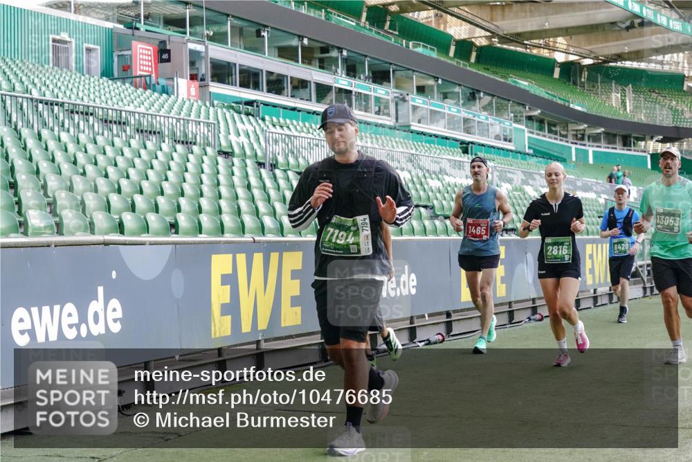 13.09.2026 - 21. swb-Marathon Bremen Michael Burmester http://msf.ph/oto/10476685 13.09.2026 13:17:07 Laufen im Stadion 134, 143, 153, 231, 267, 271, 311, 449, 588, 598, 612, 653, 990, 1057, 1185, 1312, 1424, 1425, 1465, 1539, 1790, 1813, 1825, 1987, 2013, 2067, 2096, 2218, 2259, 2351, 2363, 2381, 2389, 2419, 2468, 2532, 2550, 2562, 2579, 2586, 2601, 2647, 2655, 2664, 2678, 2698, 2778, 2797, 2799, 2821, 2846, 2974, 2984, 2996, 3001, 3104, 3133, 3180, 3195, 3213, 3237, 3314, 3331, 3337, 3366, 3387, 3421, 3431, 3479, 3486, 3501, 3506, 3512, 3548 meine-sportfotos.de