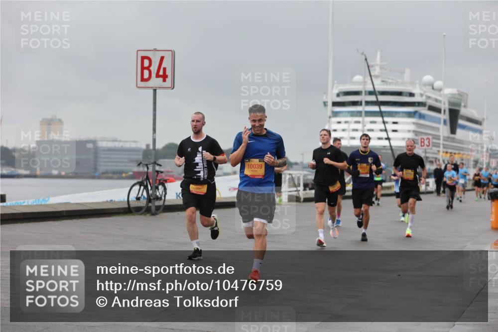 13.09.2026 - Kiel Lauf Andreas Tolksdorf http://msf.ph/oto/10476759 13.09.2026 11:49:46 Kiellinie 4, 38, 10039, 3 meine-sportfotos.de
