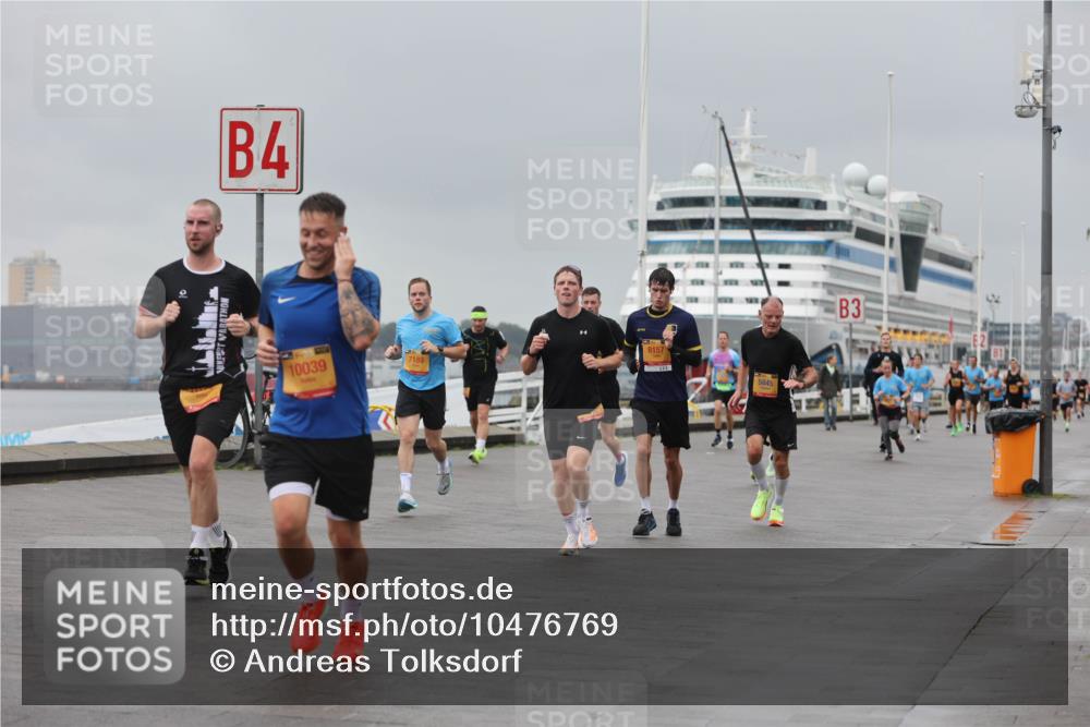 13.09.2026 - Kiel Lauf Andreas Tolksdorf http://msf.ph/oto/10476769 13.09.2026 11:49:46 Kiellinie 10039, 4, 3 meine-sportfotos.de