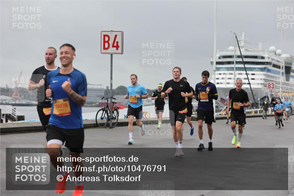 13.09.2026 - Kiel Lauf Andreas Tolksdorf http://msf.ph/oto/10476791 13.09.2026 11:49:47 Kiellinie 10039, 4, 7189, 8157, 3 meine-sportfotos.de