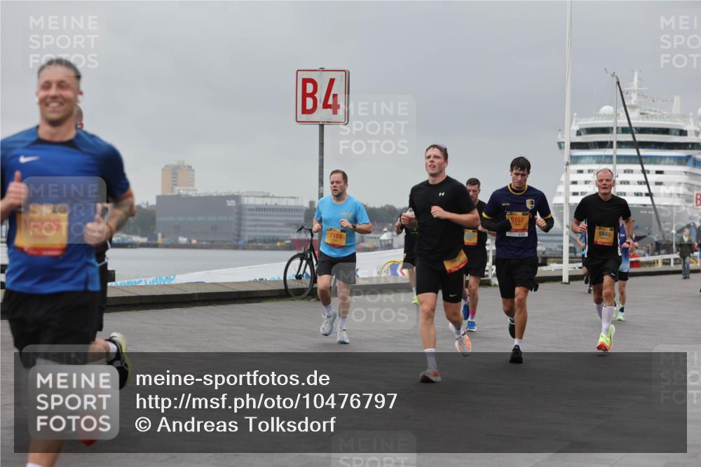 13.09.2026 - Kiel Lauf Andreas Tolksdorf http://msf.ph/oto/10476797 13.09.2026 11:49:48 Kiellinie 10039, 4, 7189, 8157, 5845 meine-sportfotos.de