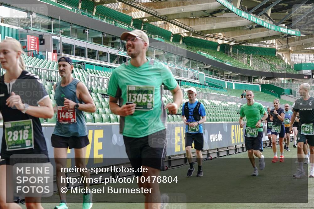 13.09.2026 - 21. swb-Marathon Bremen Michael Burmester http://msf.ph/oto/10476804 13.09.2026 13:17:09 Laufen im Stadion 134, 143, 153, 231, 267, 271, 311, 449, 588, 598, 612, 653, 990, 1057, 1185, 1312, 1424, 1425, 1465, 1539, 1790, 1813, 1825, 1987, 2013, 2067, 2096, 2218, 2259, 2351, 2363, 2381, 2389, 2419, 2468, 2532, 2550, 2562, 2579, 2586, 2601, 2647, 2655, 2664, 2678, 2698, 2778, 2797, 2799, 2821, 2846, 2974, 2984, 2996, 3001, 3104, 3133, 3180, 3195, 3213, 3237, 3314, 3331, 3337, 3366, 3387, 3421, 3431, 3479, 3486, 3501, 3506, 3512, 3548, 3654 meine-sportfotos.de