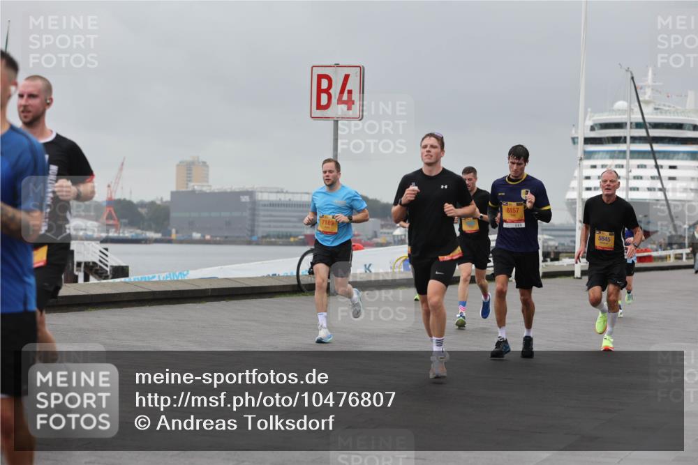13.09.2026 - Kiel Lauf Andreas Tolksdorf http://msf.ph/oto/10476807 13.09.2026 11:49:48 Kiellinie 4, 7189, 8157, 5845 meine-sportfotos.de