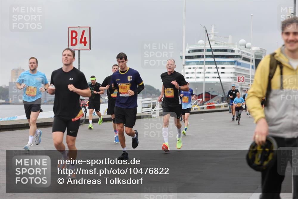 13.09.2026 - Kiel Lauf Andreas Tolksdorf http://msf.ph/oto/10476822 13.09.2026 11:49:49 Kiellinie 7189, 4, 8157, 5845, 3 meine-sportfotos.de