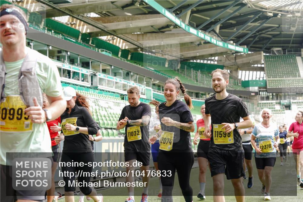 13.09.2026 - 21. swb-Marathon Bremen Michael Burmester http://msf.ph/oto/10476833 13.09.2026 10:39:32 Laufen im Stadion 10135, 10138, 10139, 10156, 10168, 10169, 10188, 10204, 10205, 10217, 10229, 10234, 10238, 10259, 10260, 10279, 10280, 10299, 10314, 10360, 10363, 10364, 10378, 10386, 10404, 10457, 10469, 10484, 10493, 10501, 10505, 10510, 10511, 10526, 10556, 10570, 10576, 10580, 10595, 10599, 10609, 10616, 10619, 10630, 10645, 10653, 10660, 10661, 10662, 10664, 10681, 10682, 10686, 10695, 10696, 10697, 10712, 10737, 10743, 10751, 10802 meine-sportfotos.de