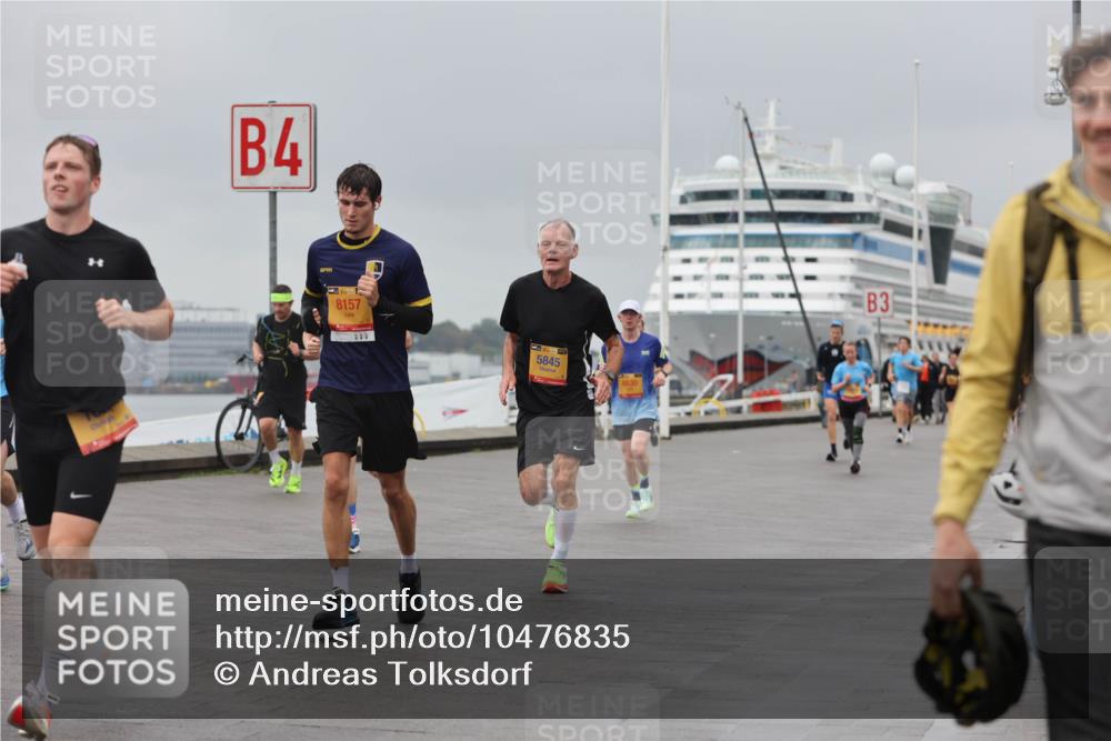 13.09.2026 - Kiel Lauf Andreas Tolksdorf http://msf.ph/oto/10476835 13.09.2026 11:49:49 Kiellinie 4, 8157, 800, 5845, 3 meine-sportfotos.de