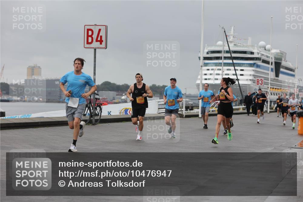 13.09.2026 - Kiel Lauf Andreas Tolksdorf http://msf.ph/oto/10476947 13.09.2026 11:50:01 Kiellinie 4750, 4960, 3 meine-sportfotos.de