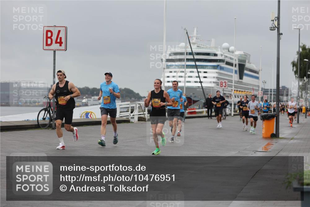 13.09.2026 - Kiel Lauf Andreas Tolksdorf http://msf.ph/oto/10476951 13.09.2026 11:50:02 Kiellinie 4, 4750, 4960, 7048, 3 meine-sportfotos.de