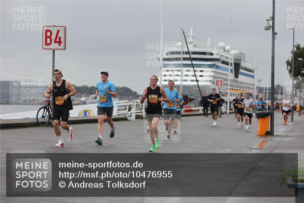 13.09.2026 - Kiel Lauf Andreas Tolksdorf http://msf.ph/oto/10476955 13.09.2026 11:50:02 Kiellinie 4, 4750, 4960, 7048, 3 meine-sportfotos.de