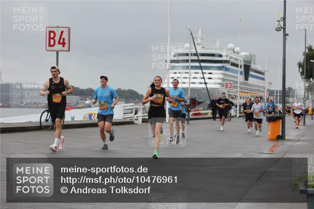 13.09.2026 - Kiel Lauf Andreas Tolksdorf http://msf.ph/oto/10476961 13.09.2026 11:50:02 Kiellinie 4, 4750, 4960, 7048, 3 meine-sportfotos.de