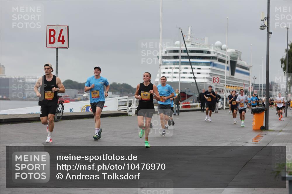 13.09.2026 - Kiel Lauf Andreas Tolksdorf http://msf.ph/oto/10476970 13.09.2026 11:50:03 Kiellinie 4, 7048, 4960, 4750, 3 meine-sportfotos.de