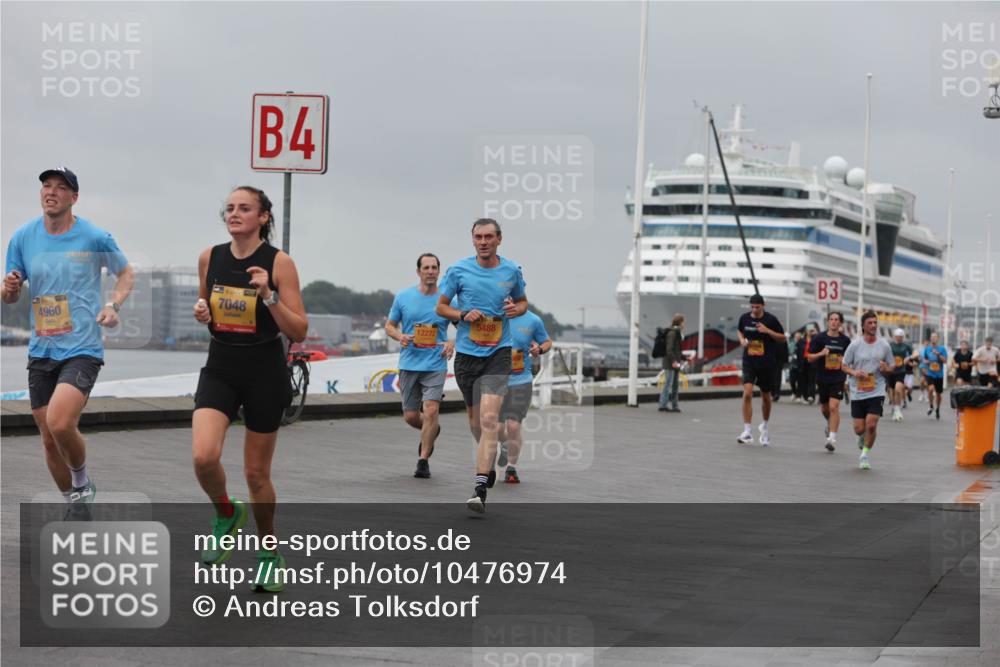 13.09.2026 - Kiel Lauf Andreas Tolksdorf http://msf.ph/oto/10476974 13.09.2026 11:50:05 Kiellinie 4960, 3, 4, 7048, 12272, 5488, 3 meine-sportfotos.de
