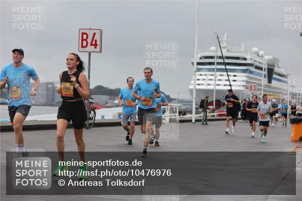 13.09.2026 - Kiel Lauf Andreas Tolksdorf http://msf.ph/oto/10476976 13.09.2026 11:50:05 Kiellinie 39, 4960, 7048, 4, 5488, 3 meine-sportfotos.de