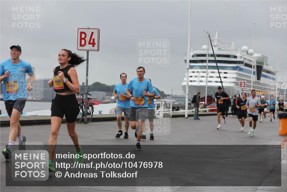 13.09.2026 - Kiel Lauf Andreas Tolksdorf http://msf.ph/oto/10476978 13.09.2026 11:50:05 Kiellinie 4960, 7048, 4, 5488, 68, 3 meine-sportfotos.de