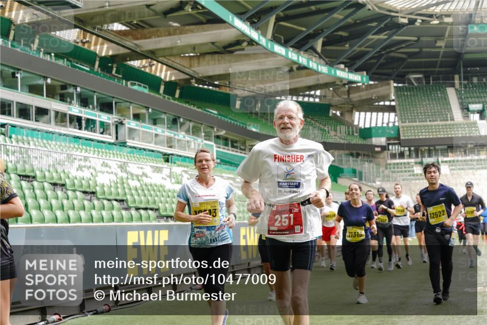 13.09.2026 - 21. swb-Marathon Bremen Michael Burmester http://msf.ph/oto/10477009 13.09.2026 10:39:37 Laufen im Stadion 10135, 10138, 10139, 10156, 10168, 10169, 10188, 10204, 10205, 10213, 10217, 10229, 10234, 10238, 10259, 10260, 10279, 10280, 10299, 10314, 10321, 10360, 10363, 10364, 10378, 10386, 10404, 10417, 10457, 10469, 10484, 10493, 10501, 10505, 10510, 10511, 10526, 10556, 10570, 10576, 10580, 10595, 10599, 10609, 10616, 10619, 10630, 10645, 10653, 10660, 10661, 10662, 10664, 10681, 10682, 10686, 10695, 10696, 10697, 10712, 10737, 10743, 10751, 10802 meine-sportfotos.de