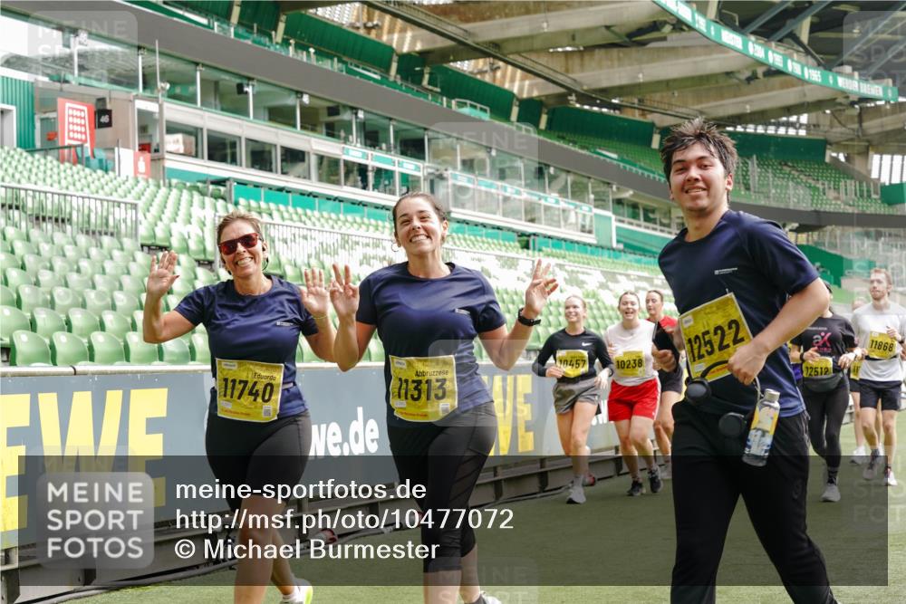 13.09.2026 - 21. swb-Marathon Bremen Michael Burmester http://msf.ph/oto/10477072 13.09.2026 10:39:39 Laufen im Stadion 10135, 10138, 10139, 10156, 10168, 10169, 10188, 10204, 10213, 10217, 10229, 10234, 10238, 10259, 10260, 10279, 10280, 10299, 10314, 10321, 10360, 10363, 10364, 10378, 10386, 10404, 10406, 10417, 10435, 10457, 10469, 10484, 10493, 10501, 10505, 10510, 10511, 10526, 10556, 10570, 10576, 10580, 10595, 10599, 10609, 10616, 10619, 10630, 10645, 10653, 10660, 10661, 10662, 10664, 10681, 10682, 10686, 10695, 10696, 10697, 10712, 10737, 10743, 10751, 10802 meine-sportfotos.de
