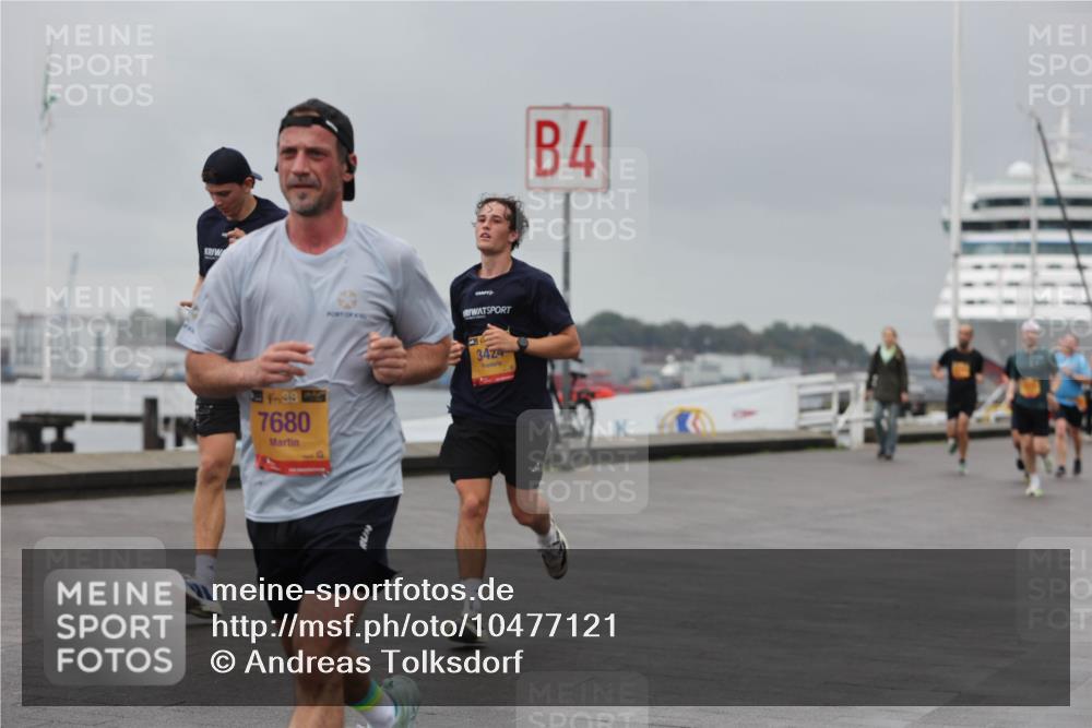 13.09.2026 - Kiel Lauf Andreas Tolksdorf http://msf.ph/oto/10477121 13.09.2026 11:50:12 Kiellinie 11, 392, 7680, 34, 4 meine-sportfotos.de