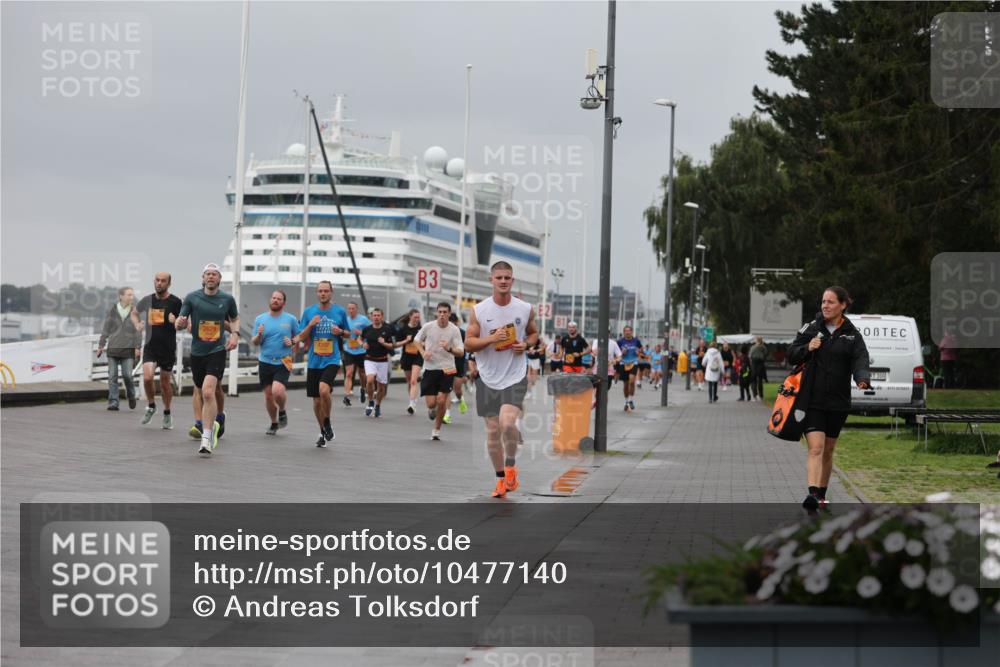 13.09.2026 - Kiel Lauf Andreas Tolksdorf http://msf.ph/oto/10477140 13.09.2026 11:50:14 Kiellinie 3, 100 meine-sportfotos.de