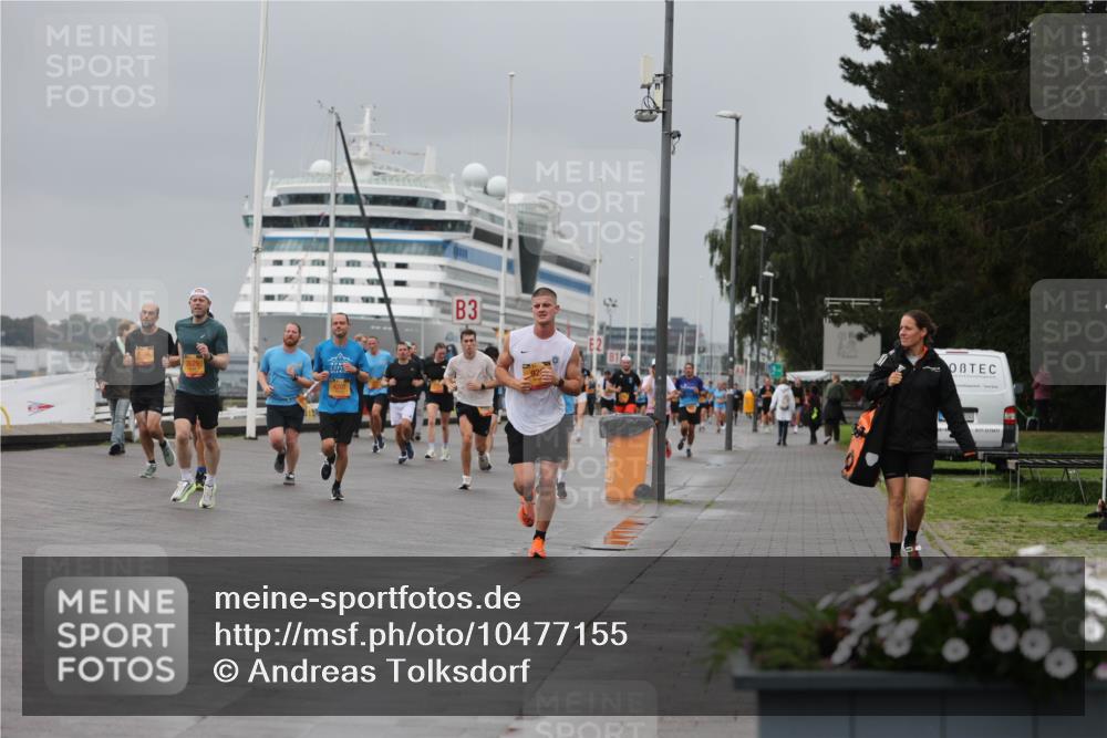 13.09.2026 - Kiel Lauf Andreas Tolksdorf http://msf.ph/oto/10477155 13.09.2026 11:50:14 Kiellinie 2629, 4207, 3, 81 meine-sportfotos.de