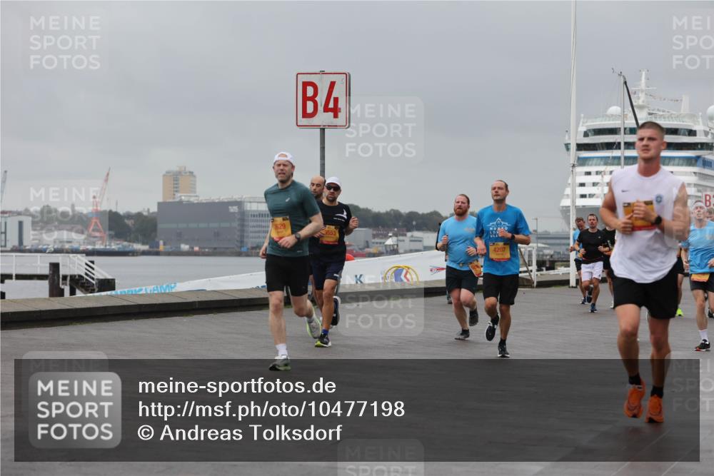 13.09.2026 - Kiel Lauf Andreas Tolksdorf http://msf.ph/oto/10477198 13.09.2026 11:50:17 Kiellinie 629, 4, 3553, 4207 meine-sportfotos.de