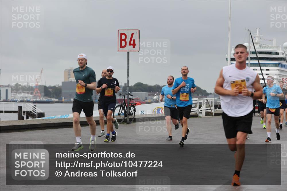 13.09.2026 - Kiel Lauf Andreas Tolksdorf http://msf.ph/oto/10477224 13.09.2026 11:50:18 Kiellinie 2629, 4, 3553, 4207 meine-sportfotos.de