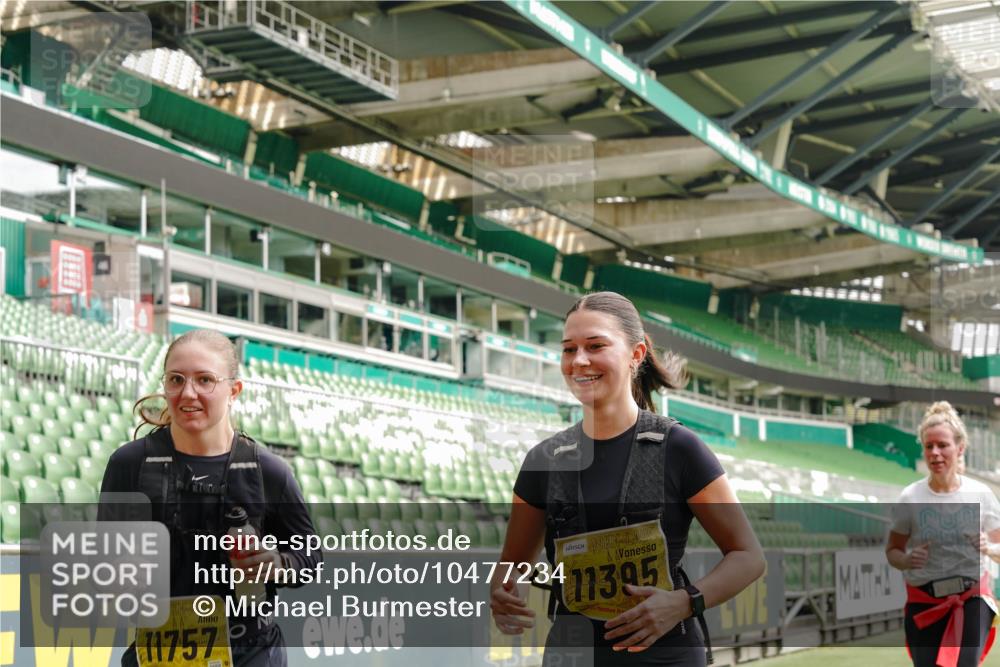 13.09.2026 - 21. swb-Marathon Bremen Michael Burmester http://msf.ph/oto/10477234 13.09.2026 10:39:45 Laufen im Stadion 10135, 10138, 10139, 10156, 10168, 10169, 10188, 10204, 10213, 10217, 10229, 10234, 10238, 10259, 10260, 10279, 10280, 10299, 10314, 10321, 10360, 10363, 10364, 10378, 10386, 10404, 10406, 10417, 10435, 10457, 10469, 10484, 10493, 10501, 10505, 10510, 10511, 10526, 10556, 10570, 10576, 10580, 10582, 10595, 10599, 10609, 10616, 10619, 10630, 10645, 10653, 10660, 10661, 10662, 10664, 10681, 10682, 10686, 10695, 10696, 10697, 10712, 10737, 10743, 10751 meine-sportfotos.de