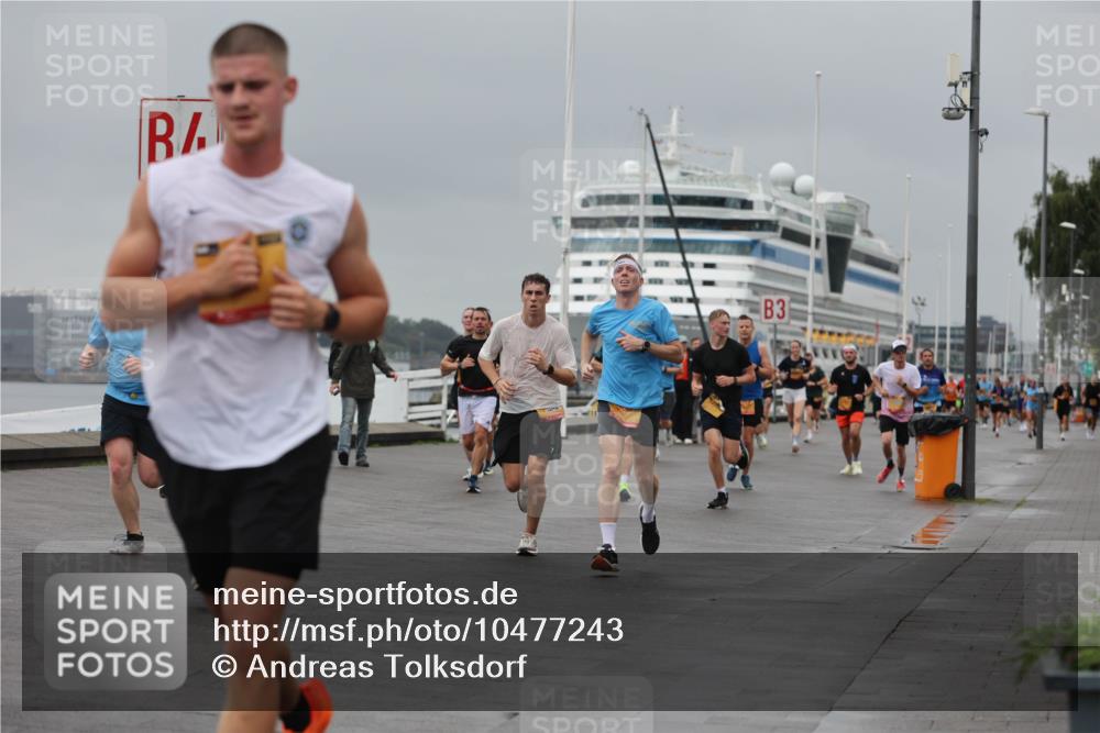 13.09.2026 - Kiel Lauf Andreas Tolksdorf http://msf.ph/oto/10477243 13.09.2026 11:50:19 Kiellinie 3 meine-sportfotos.de