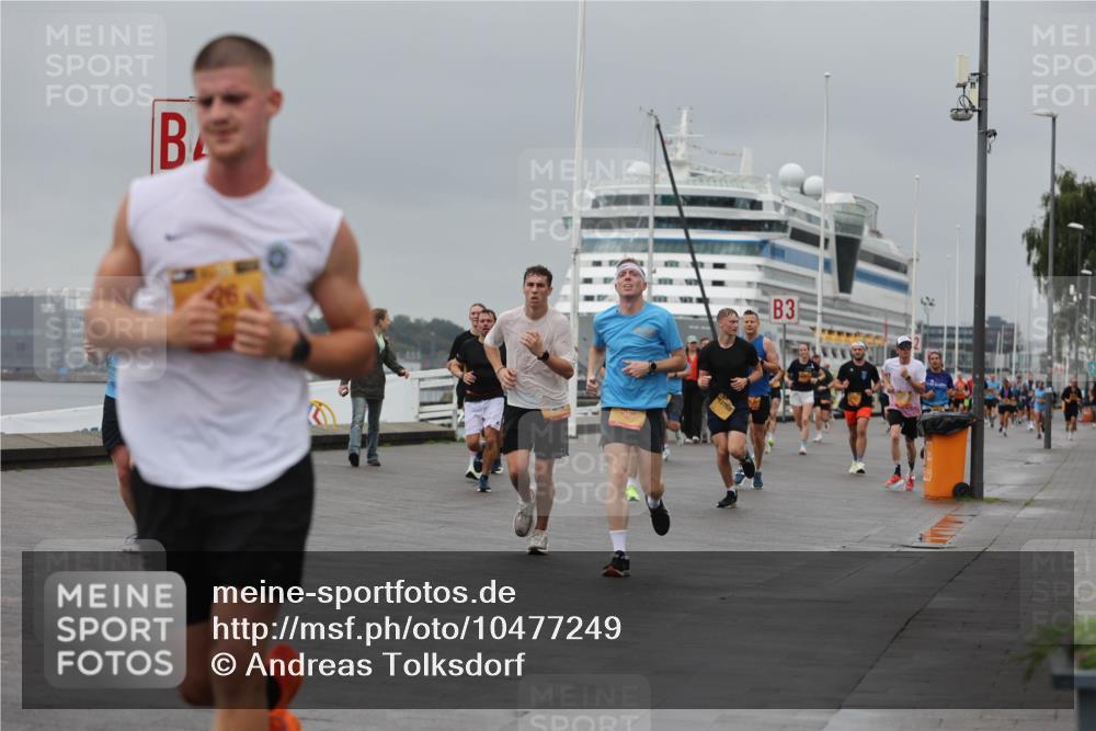 13.09.2026 - Kiel Lauf Andreas Tolksdorf http://msf.ph/oto/10477249 13.09.2026 11:50:19 Kiellinie 3 meine-sportfotos.de