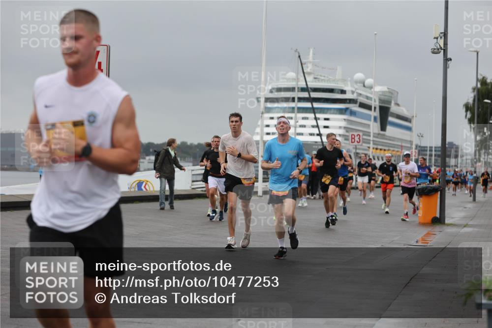 13.09.2026 - Kiel Lauf Andreas Tolksdorf http://msf.ph/oto/10477253 13.09.2026 11:50:19 Kiellinie 3 meine-sportfotos.de