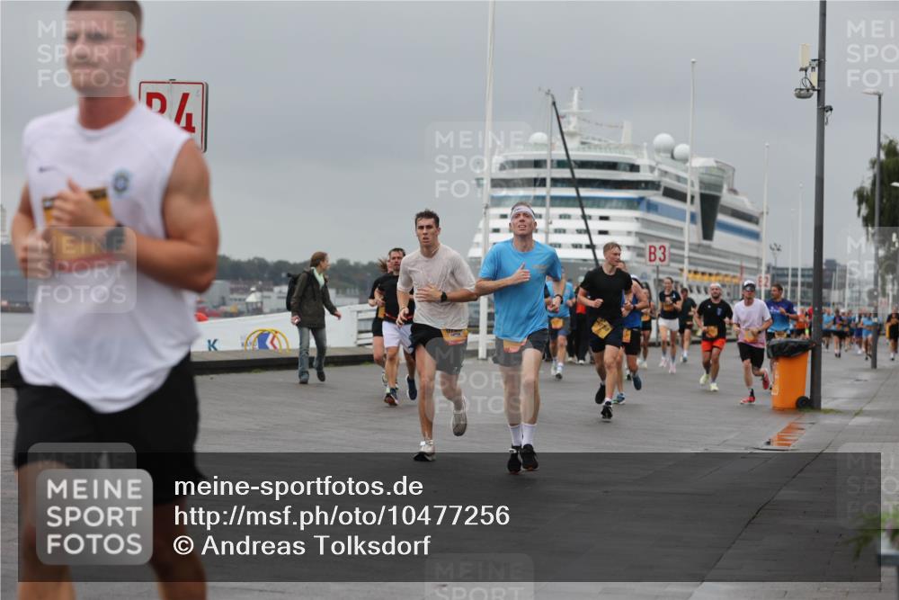 13.09.2026 - Kiel Lauf Andreas Tolksdorf http://msf.ph/oto/10477256 13.09.2026 11:50:20 Kiellinie 01, 70 meine-sportfotos.de
