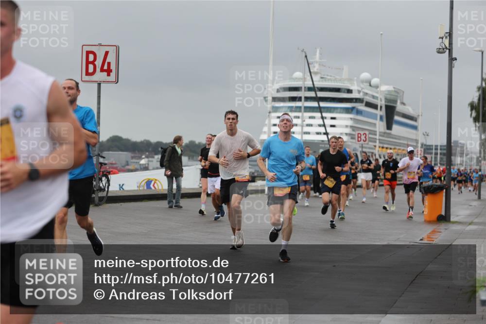 13.09.2026 - Kiel Lauf Andreas Tolksdorf http://msf.ph/oto/10477261 13.09.2026 11:50:20 Kiellinie 4, 3 meine-sportfotos.de