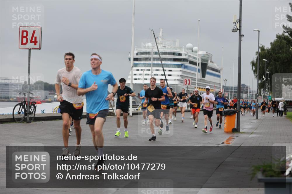 13.09.2026 - Kiel Lauf Andreas Tolksdorf http://msf.ph/oto/10477279 13.09.2026 11:50:21 Kiellinie 4, 3 meine-sportfotos.de