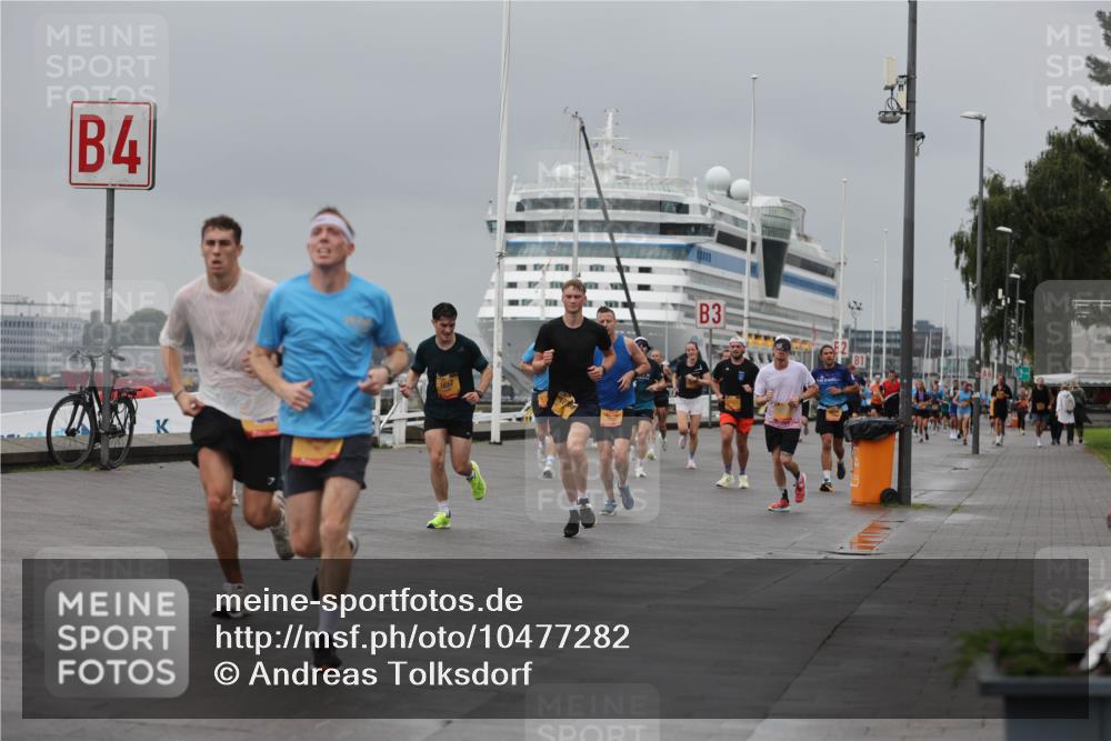 13.09.2026 - Kiel Lauf Andreas Tolksdorf http://msf.ph/oto/10477282 13.09.2026 11:50:21 Kiellinie 4, 3 meine-sportfotos.de