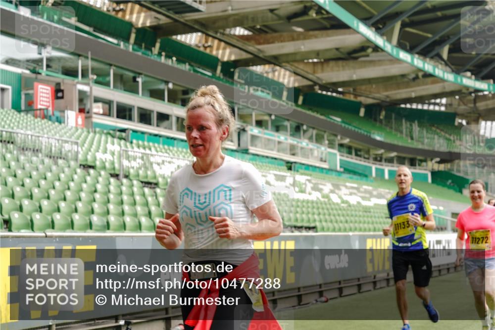 13.09.2026 - 21. swb-Marathon Bremen Michael Burmester http://msf.ph/oto/10477288 13.09.2026 10:39:47 Laufen im Stadion 10135, 10138, 10139, 10156, 10168, 10169, 10188, 10204, 10213, 10217, 10229, 10234, 10238, 10259, 10260, 10279, 10280, 10299, 10314, 10321, 10360, 10363, 10364, 10378, 10386, 10404, 10406, 10417, 10424, 10435, 10455, 10457, 10469, 10484, 10493, 10501, 10505, 10510, 10511, 10526, 10556, 10570, 10576, 10580, 10582, 10595, 10599, 10609, 10616, 10619, 10630, 10645, 10653, 10660, 10661, 10662, 10664, 10681, 10682, 10686, 10696, 10697, 10712, 10737, 10743, 10751 meine-sportfotos.de