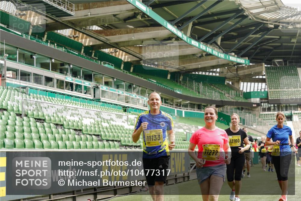13.09.2026 - 21. swb-Marathon Bremen Michael Burmester http://msf.ph/oto/10477317 13.09.2026 10:39:48 Laufen im Stadion 10135, 10138, 10139, 10156, 10168, 10169, 10188, 10204, 10213, 10217, 10229, 10234, 10238, 10259, 10260, 10279, 10280, 10299, 10314, 10321, 10360, 10363, 10364, 10378, 10386, 10404, 10406, 10417, 10424, 10435, 10455, 10457, 10469, 10484, 10493, 10501, 10505, 10510, 10511, 10526, 10556, 10570, 10576, 10580, 10582, 10595, 10599, 10609, 10616, 10619, 10630, 10645, 10653, 10660, 10661, 10662, 10664, 10681, 10682, 10686, 10696, 10697, 10712, 10737, 10743, 10751 meine-sportfotos.de
