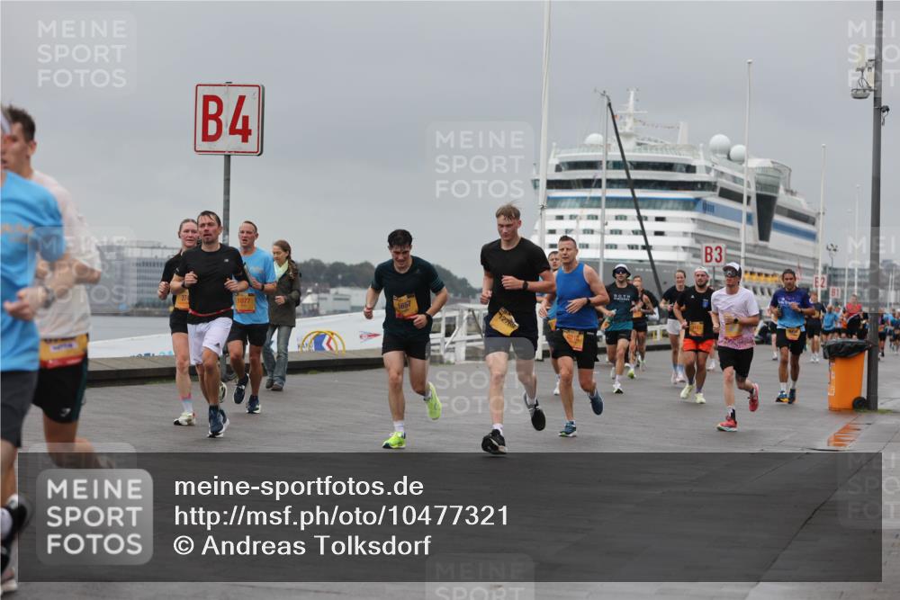 13.09.2026 - Kiel Lauf Andreas Tolksdorf http://msf.ph/oto/10477321 13.09.2026 11:50:22 Kiellinie 4, 1077, 1657, 12769, 3 meine-sportfotos.de
