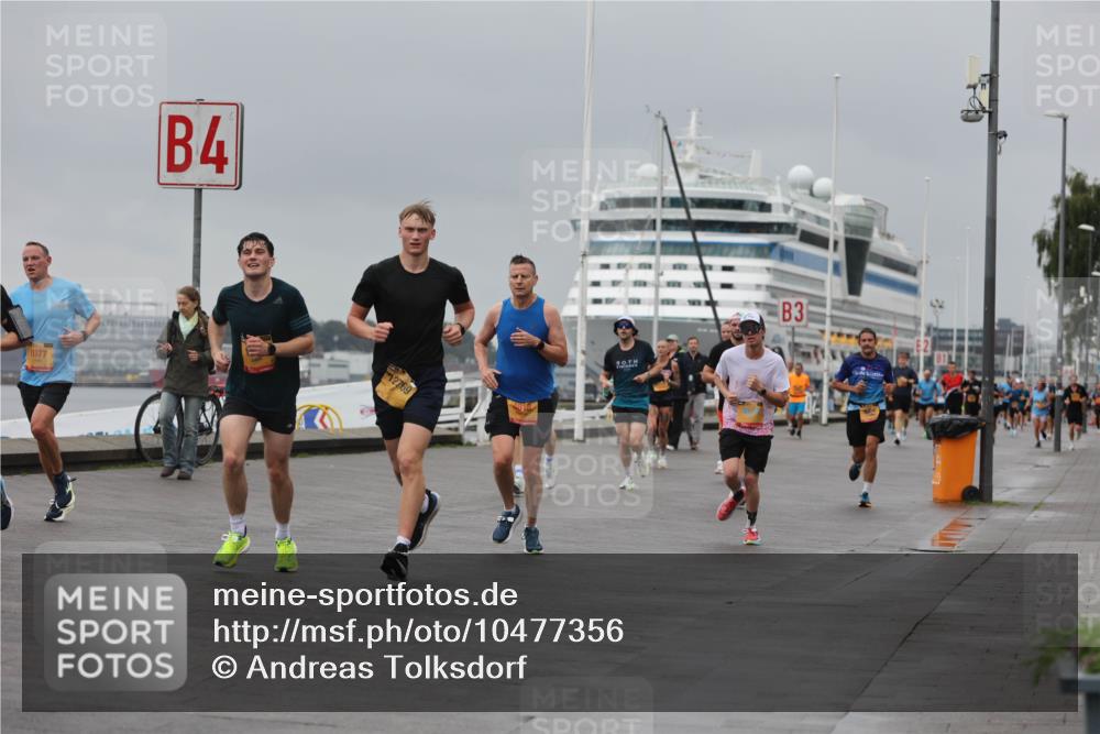13.09.2026 - Kiel Lauf Andreas Tolksdorf http://msf.ph/oto/10477356 13.09.2026 11:50:24 Kiellinie 1077, 4, 12769, 3 meine-sportfotos.de