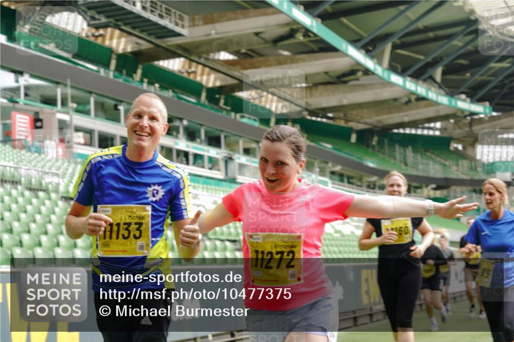 13.09.2026 - 21. swb-Marathon Bremen Michael Burmester http://msf.ph/oto/10477375 13.09.2026 10:39:50 Laufen im Stadion 10135, 10138, 10139, 10156, 10168, 10169, 10188, 10204, 10213, 10217, 10229, 10234, 10238, 10259, 10260, 10279, 10280, 10299, 10314, 10321, 10360, 10363, 10364, 10378, 10386, 10404, 10406, 10417, 10424, 10435, 10455, 10457, 10469, 10484, 10493, 10501, 10505, 10510, 10511, 10526, 10556, 10570, 10576, 10580, 10582, 10595, 10599, 10609, 10616, 10619, 10630, 10653, 10660, 10661, 10662, 10664, 10686, 10696, 10697, 10712, 10737, 10743, 10751 meine-sportfotos.de