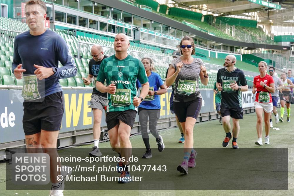 13.09.2026 - 21. swb-Marathon Bremen Michael Burmester http://msf.ph/oto/10477443 13.09.2026 13:17:27 Laufen im Stadion 134, 153, 231, 267, 271, 311, 404, 449, 588, 732, 753, 837, 990, 1057, 1185, 1312, 1424, 1425, 1465, 1539, 1790, 1813, 1825, 1844, 1868, 1987, 2056, 2067, 2096, 2259, 2351, 2357, 2358, 2363, 2381, 2389, 2419, 2532, 2550, 2562, 2579, 2586, 2601, 2647, 2655, 2664, 2698, 2778, 2797, 2799, 2821, 2846, 2849, 2880, 2893, 2974, 2984, 2996, 3104, 3133, 3146, 3180, 3195, 3210, 3213, 3314, 3331, 3337, 3366, 3387, 3421, 3431, 3476, 3479, 3501, 3506, 3537, 3548, 3633, 3654 meine-sportfotos.de