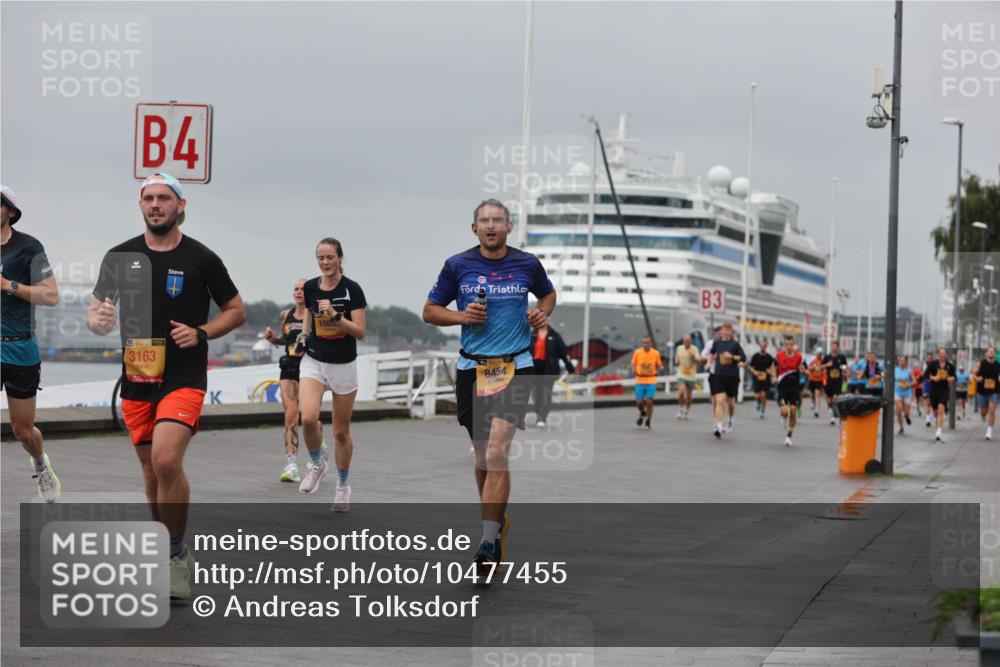 13.09.2026 - Kiel Lauf Andreas Tolksdorf http://msf.ph/oto/10477455 13.09.2026 11:50:29 Kiellinie 4, 14, 39, 3163, 1005, 8454, 3 meine-sportfotos.de