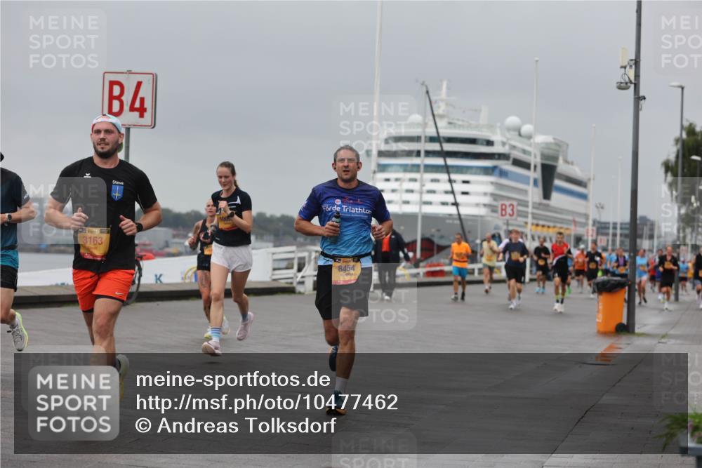 13.09.2026 - Kiel Lauf Andreas Tolksdorf http://msf.ph/oto/10477462 13.09.2026 11:50:29 Kiellinie 39, 3163, 4, 8454, 3 meine-sportfotos.de