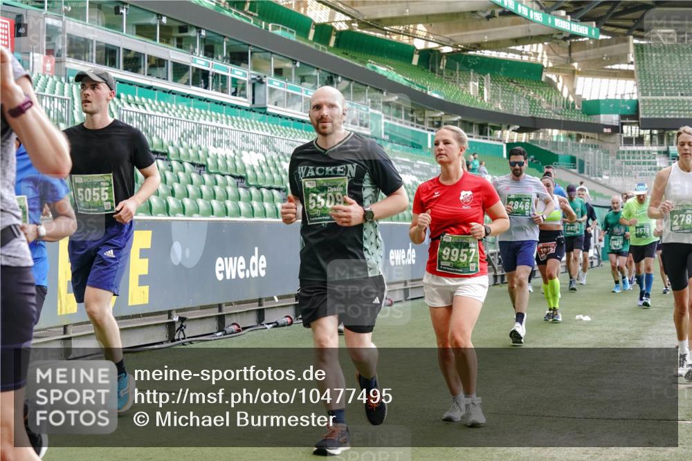13.09.2026 - 21. swb-Marathon Bremen Michael Burmester http://msf.ph/oto/10477495 13.09.2026 13:17:29 Laufen im Stadion 134, 153, 231, 267, 271, 311, 404, 449, 588, 732, 753, 837, 990, 1057, 1185, 1312, 1424, 1425, 1465, 1539, 1790, 1813, 1825, 1844, 1868, 1987, 2056, 2067, 2096, 2259, 2351, 2357, 2358, 2363, 2381, 2389, 2419, 2532, 2550, 2562, 2579, 2586, 2601, 2647, 2655, 2664, 2698, 2778, 2797, 2799, 2821, 2846, 2849, 2880, 2893, 2974, 2984, 2996, 3104, 3133, 3146, 3180, 3195, 3210, 3213, 3314, 3331, 3337, 3366, 3387, 3421, 3431, 3476, 3479, 3501, 3506, 3537, 3548, 3633, 3654, 3740 meine-sportfotos.de