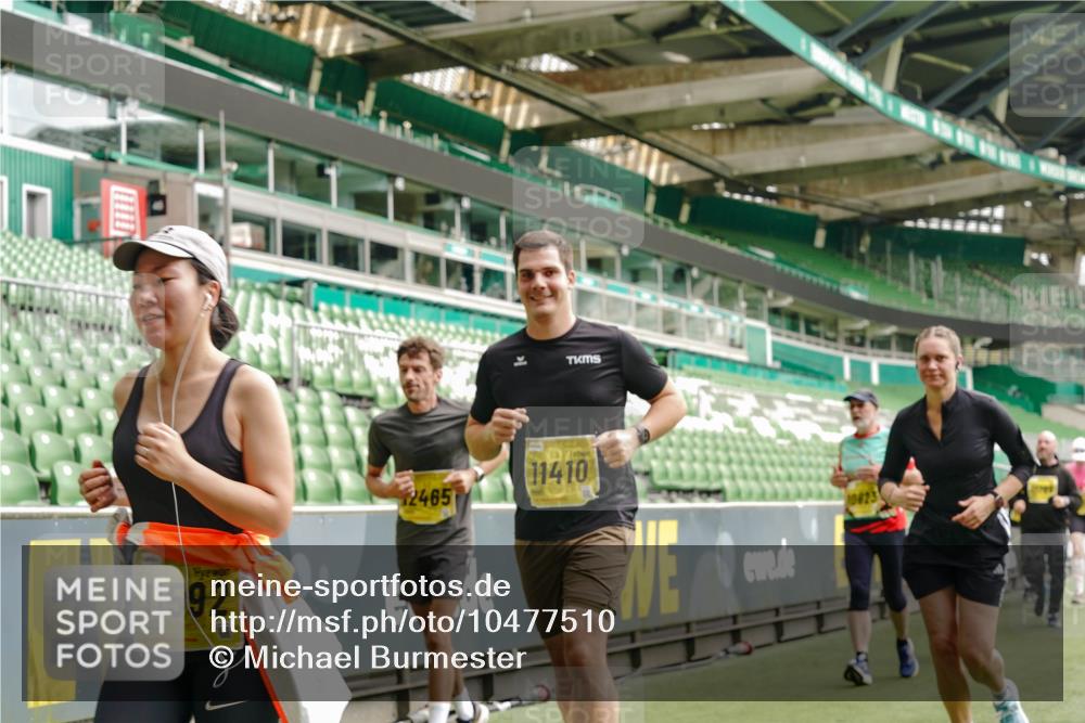 13.09.2026 - 21. swb-Marathon Bremen Michael Burmester http://msf.ph/oto/10477510 13.09.2026 10:39:55 Laufen im Stadion 10135, 10138, 10139, 10156, 10169, 10188, 10204, 10213, 10217, 10229, 10234, 10238, 10259, 10260, 10279, 10280, 10299, 10314, 10321, 10360, 10363, 10364, 10378, 10386, 10404, 10406, 10417, 10424, 10435, 10455, 10457, 10469, 10484, 10493, 10501, 10505, 10510, 10511, 10526, 10556, 10570, 10576, 10580, 10582, 10595, 10599, 10609, 10616, 10619, 10630, 10653, 10660, 10662, 10664, 10686, 10696, 10712, 10737, 10743, 10751 meine-sportfotos.de