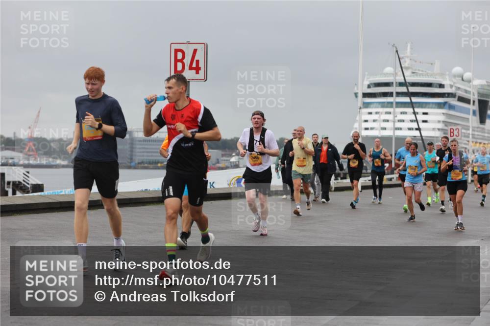 13.09.2026 - Kiel Lauf Andreas Tolksdorf http://msf.ph/oto/10477511 13.09.2026 11:50:40 Kiellinie 4, 2458, 7037, 3 meine-sportfotos.de