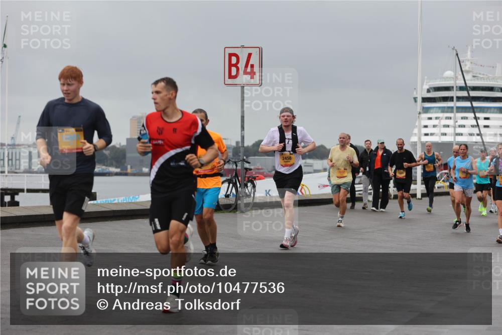 13.09.2026 - Kiel Lauf Andreas Tolksdorf http://msf.ph/oto/10477536 13.09.2026 11:50:40 Kiellinie 4, 2458, 7037, 1549 meine-sportfotos.de