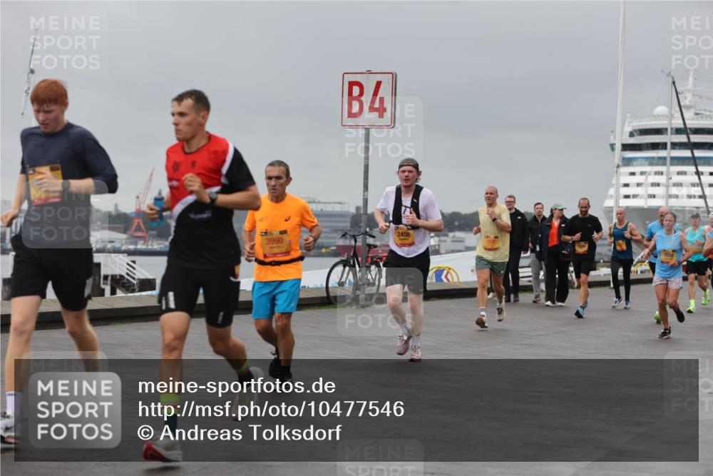 13.09.2026 - Kiel Lauf Andreas Tolksdorf http://msf.ph/oto/10477546 13.09.2026 11:50:41 Kiellinie 3990, 4, 2458 meine-sportfotos.de